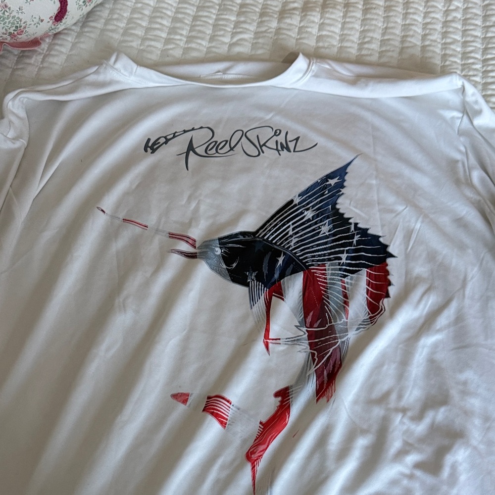 White performance Graphic Men's Shirt
